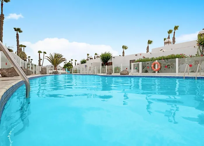 Puerto Chico 9 * بلايا بلانكا