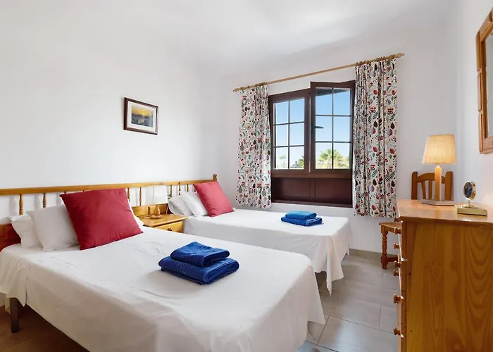 Puerto Chico 9 * بلايا بلانكا