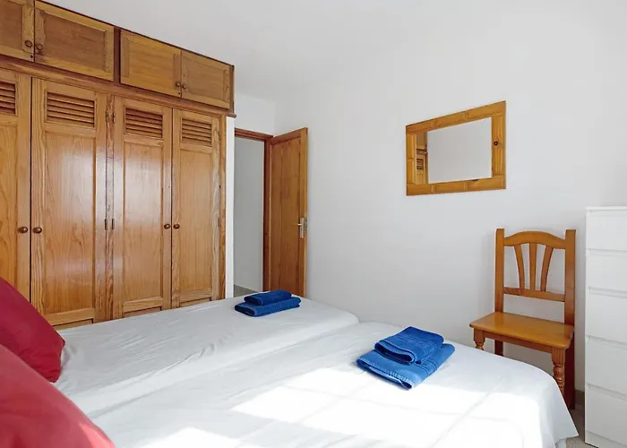 Puerto Chico 9 * بلايا بلانكا