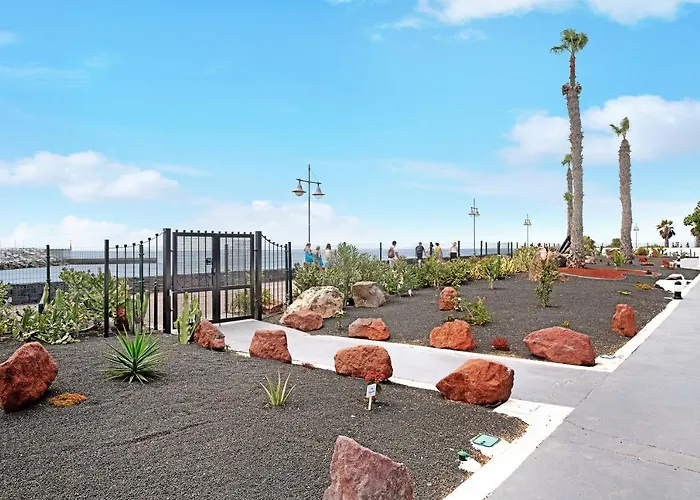 Puerto Chico 9 Apartment *